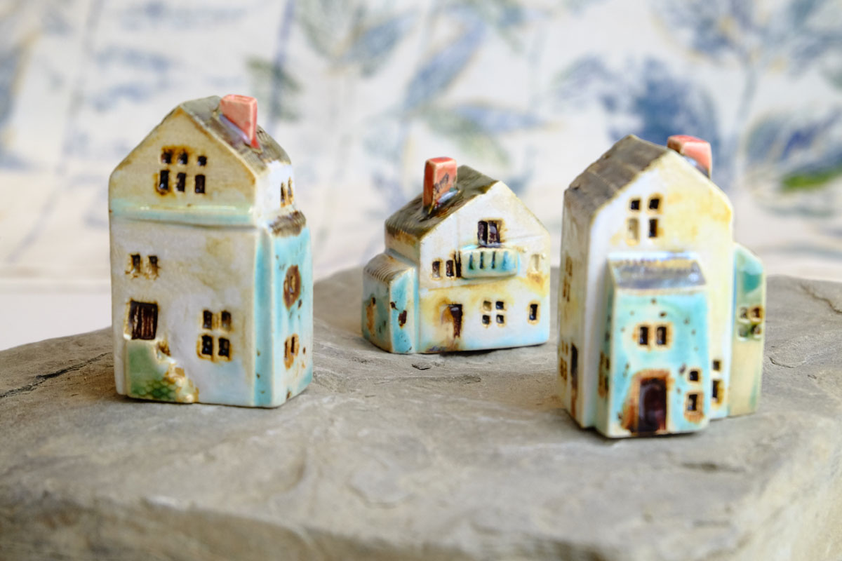 ceramiczne miniaturowe domki - zestaw 08